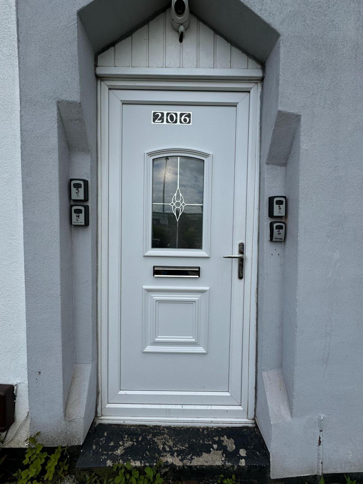 Ur Place Failsworth Exteriör bild